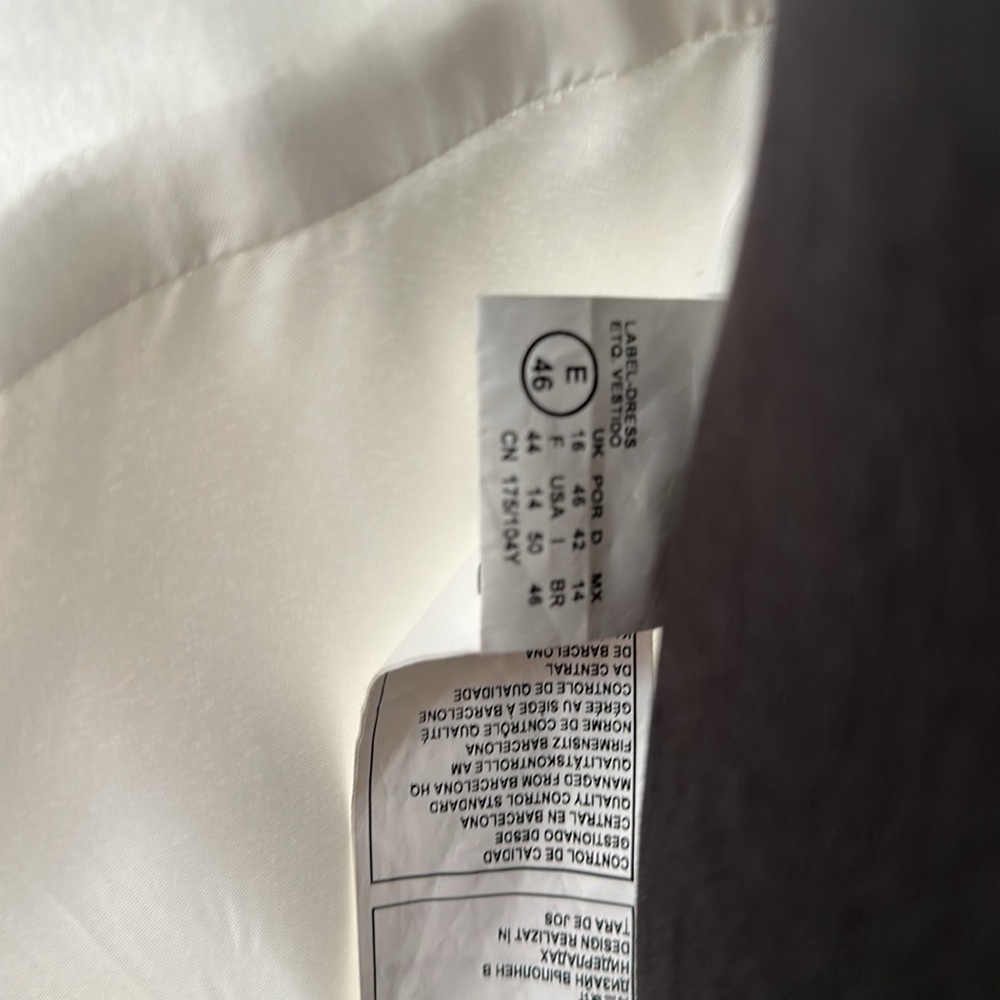 Nicole Jolies Kyra Wedding Dress - Picture 11 of 11